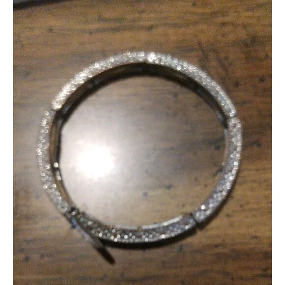 Signed Natasha Crystal Clear Rhinestone Stretch Elastic Bracelet Silver Tone - Picture 3 of 4